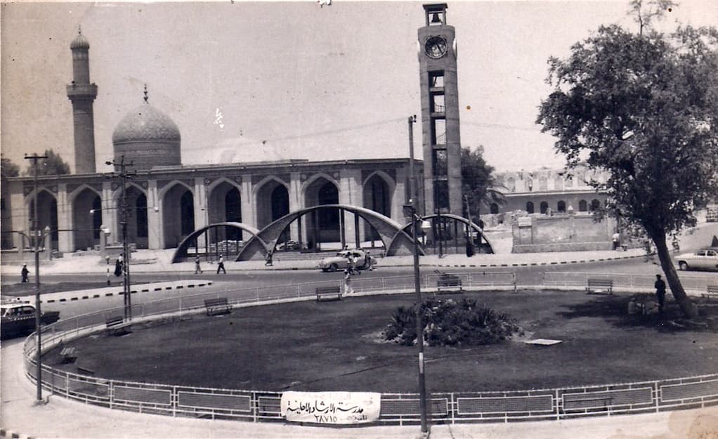 La mosquée Abû Hanîfa à Bagdad, photographie datée vers 1958-1959 par Wikimedia Commons