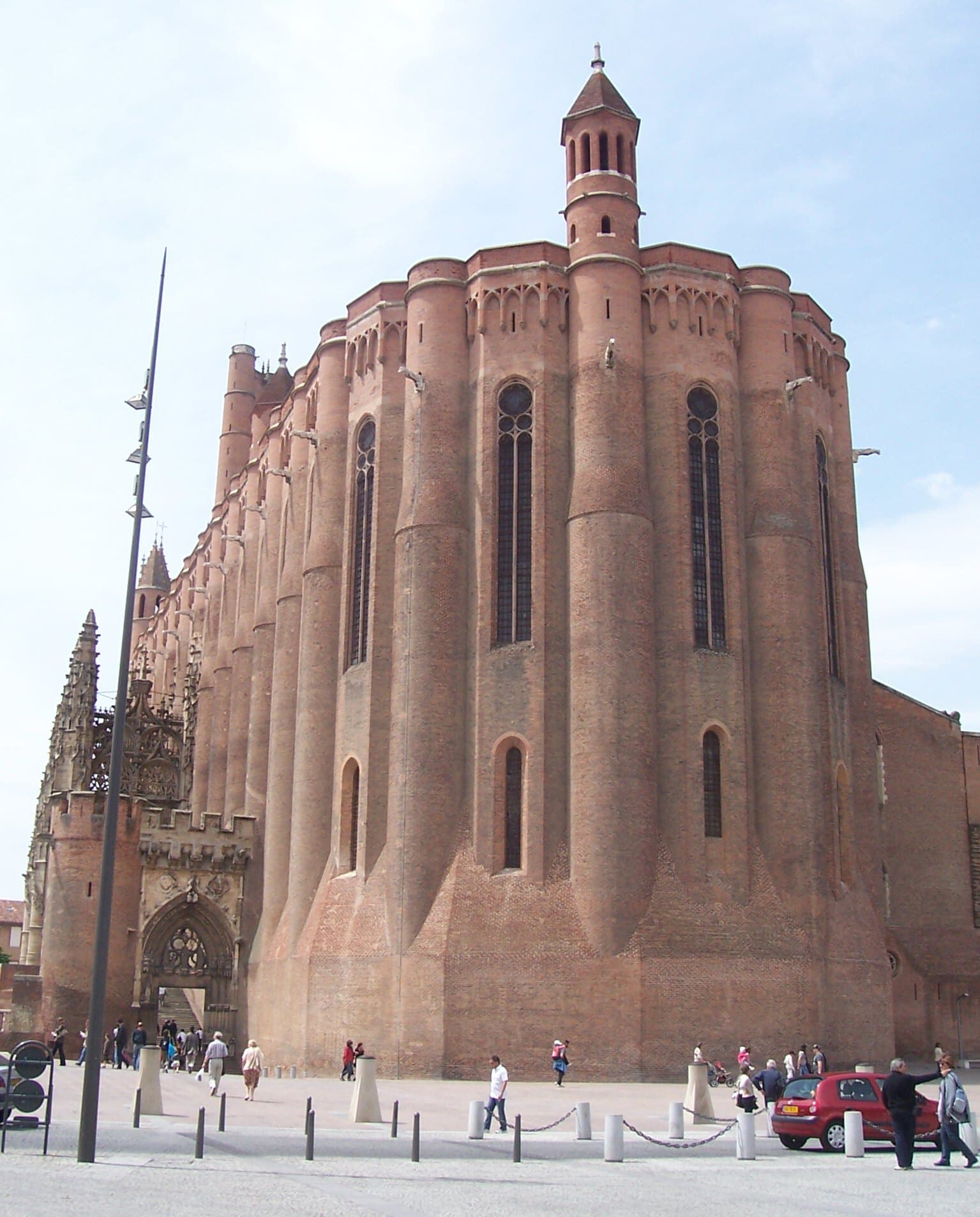 Present-day view of Saint Cecilia Cathedral in Albi