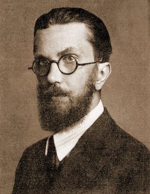 Jorge Florovsky, sacerdote ortodoxo y teólogo, en los años veinte