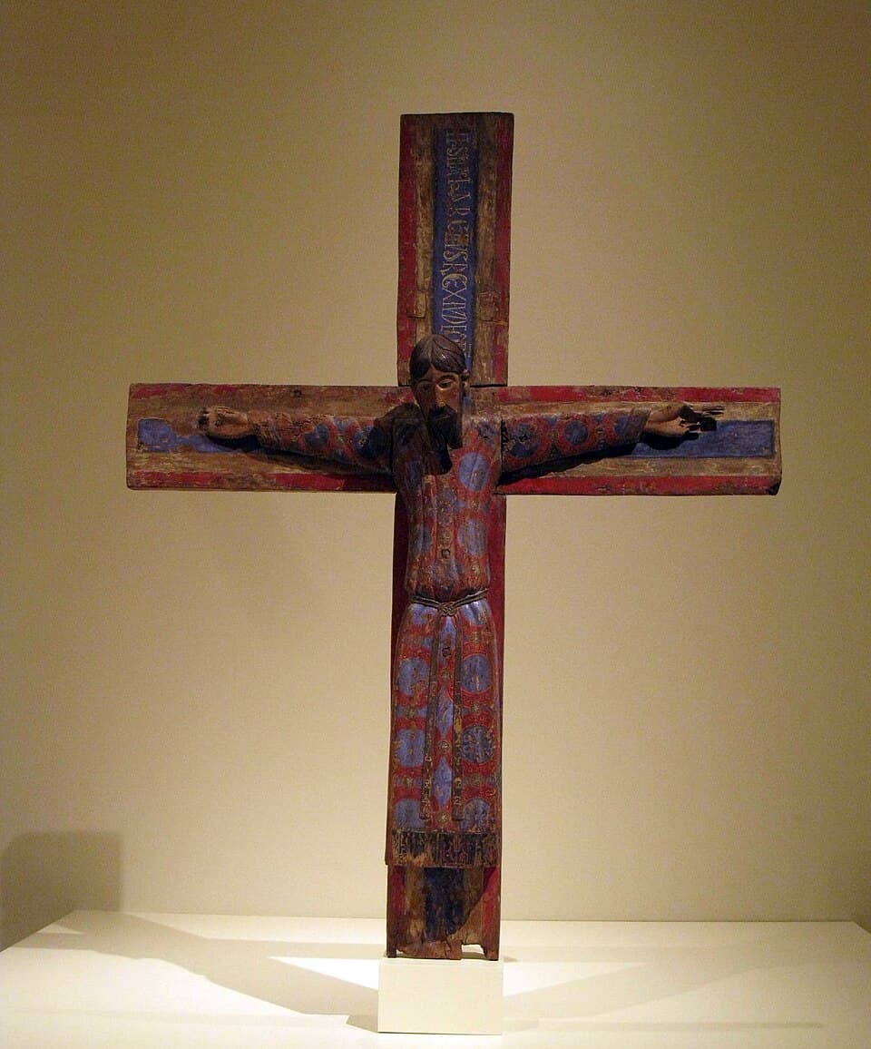 Crocifisso romanico catalano, Cristo in maestà sulla Croce