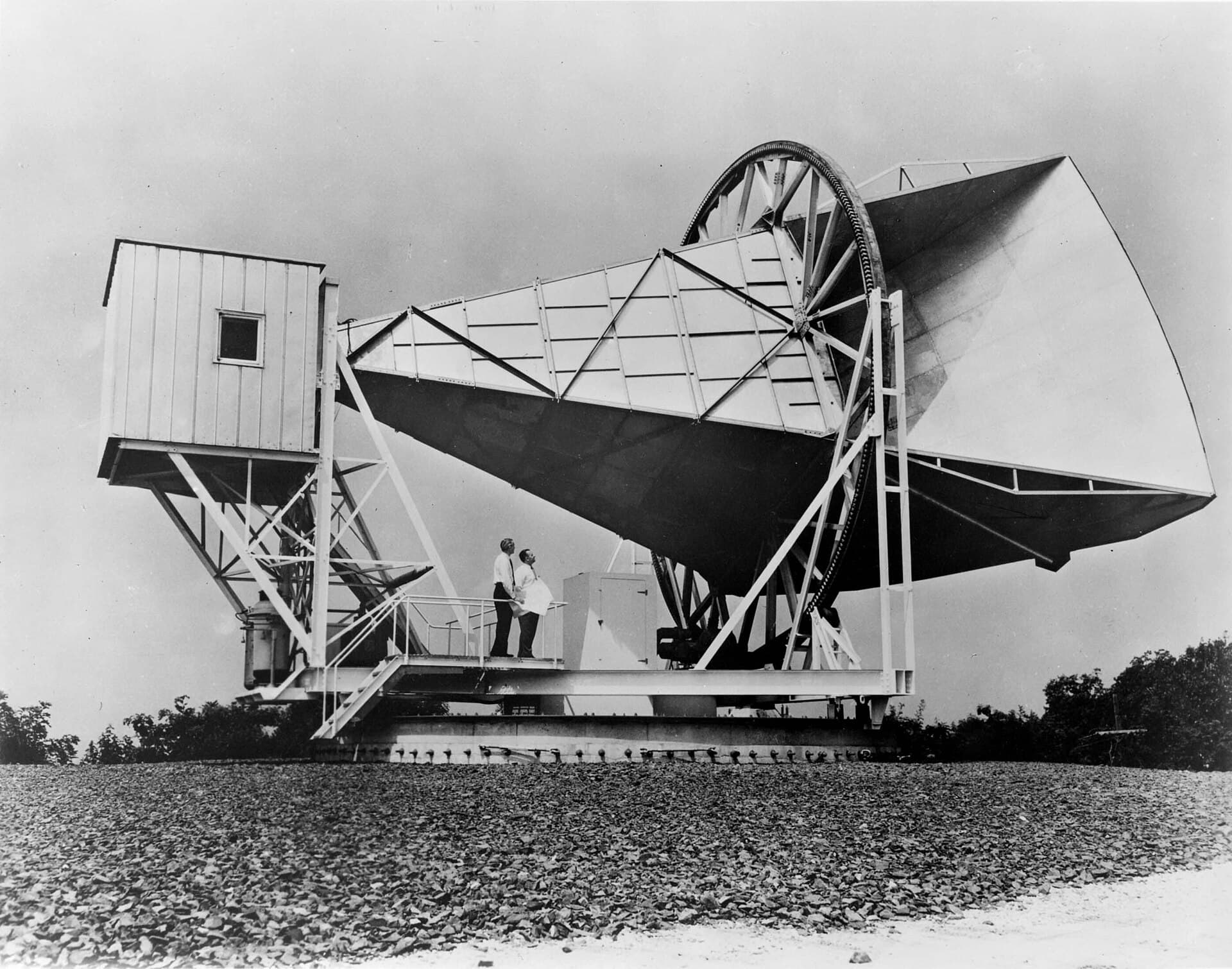 Die Hornantenne von Holmdel in New Jersey, NASA-Aufnahme von 1962.