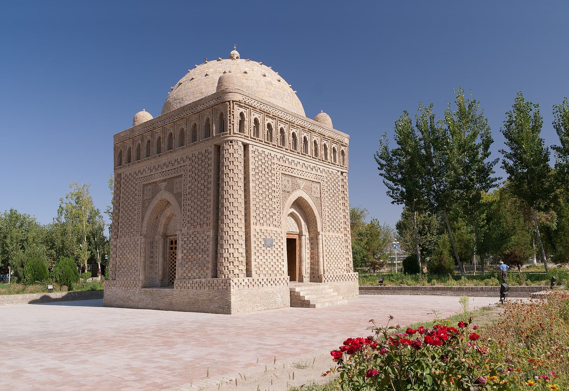 Il mausoleo samanide a Bukhara, costruito nel X secolo