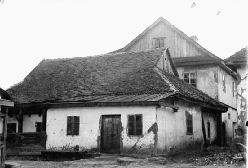 Dawna fotografia bejt midraszu Baal Szem Towa w Międzybożu