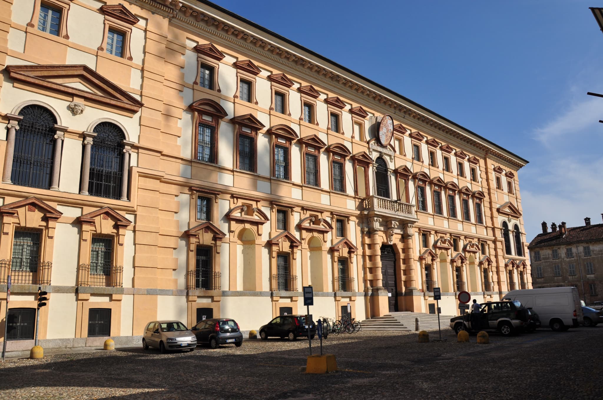 Façade du Collège Borromeo à Pavie