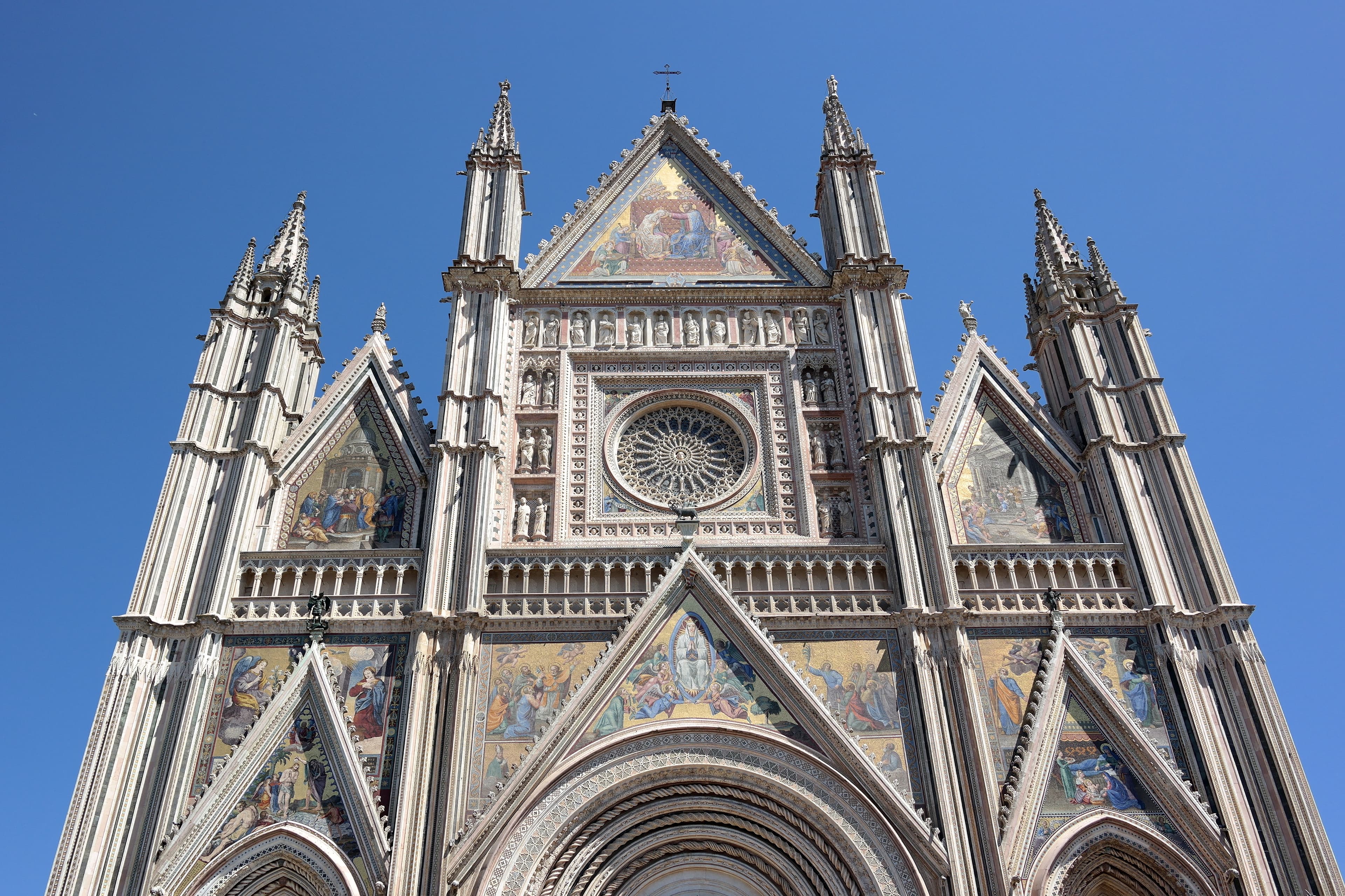 Facade of the cathedral of Orvieto, where Fra Angelico painted in 1447