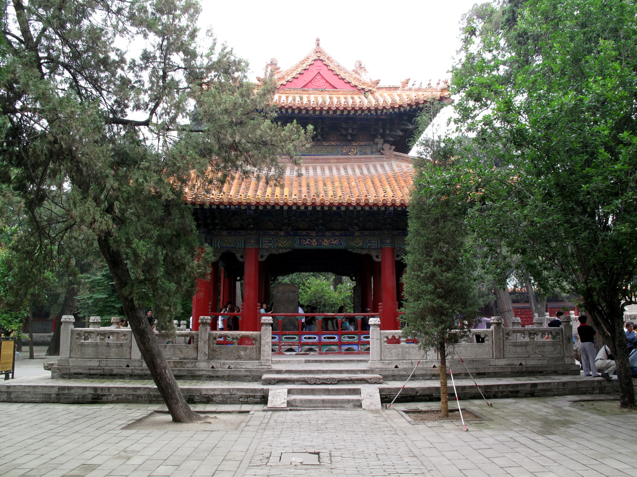 The Apricot Altar in the Temple of Confucius at Qufu
