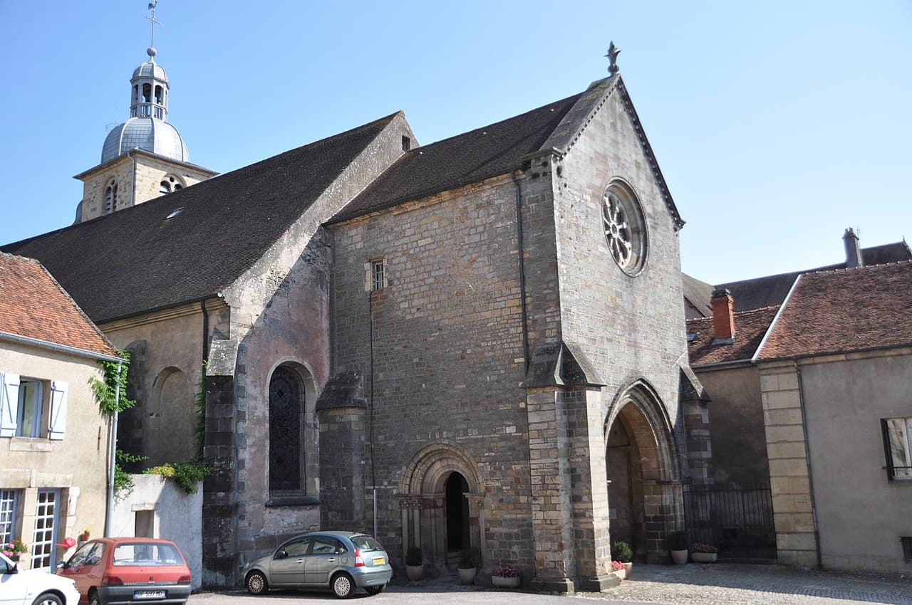 Abbaye Notre-Dame-la-Blanche de Faverney, lieu du miracle eucharistique de 1608