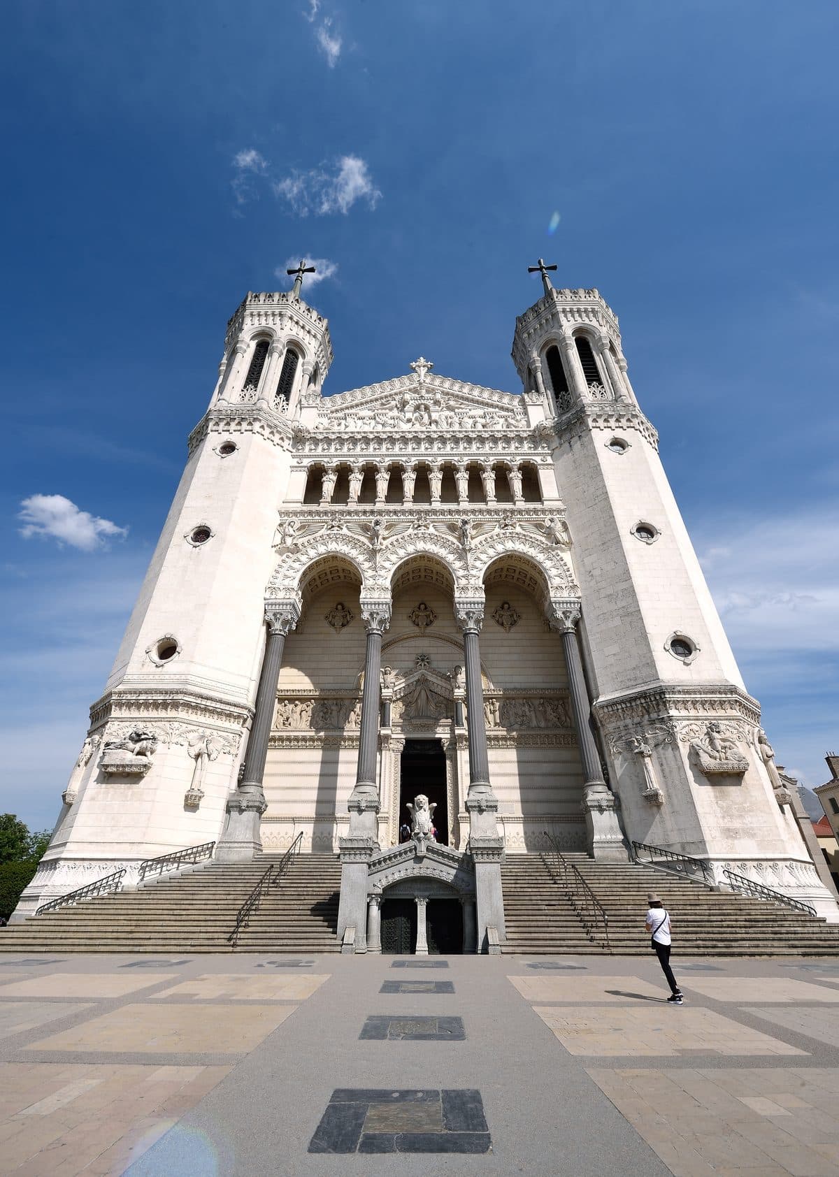 Die Basilika Notre-Dame de Fourvière in Lyon