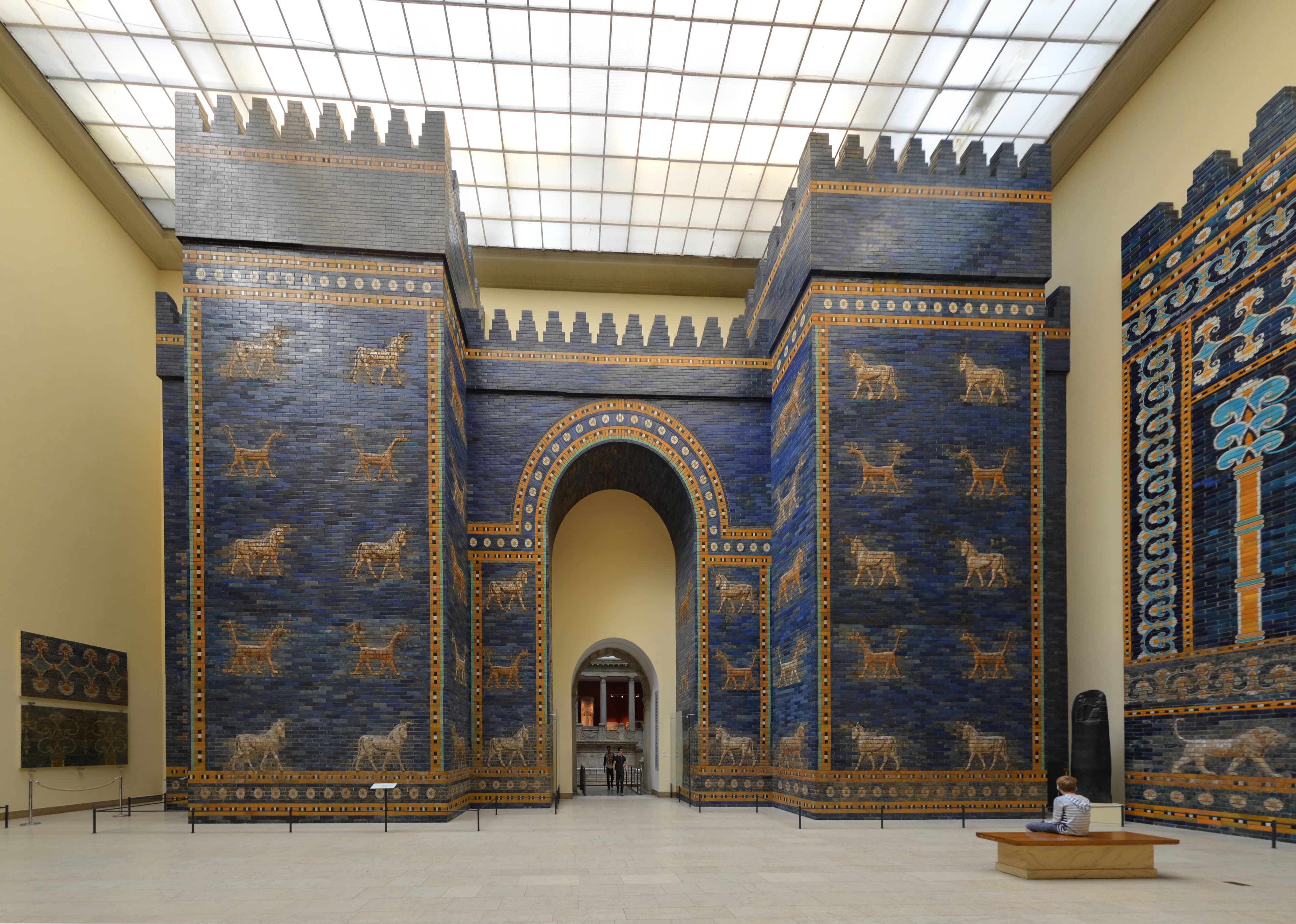 Puerta de Istar de Babilonia reconstruida, Museo de Pergamo, Berlin