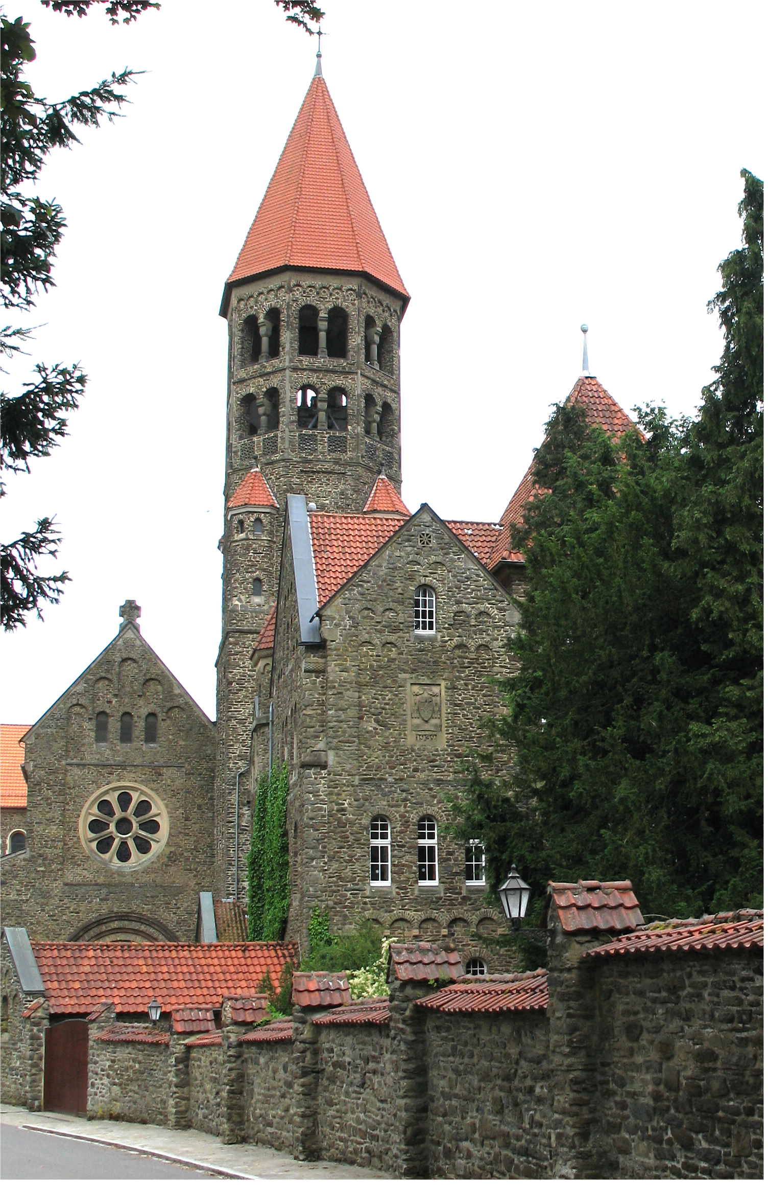 Clervaux Manastırı, başka bir görünüm