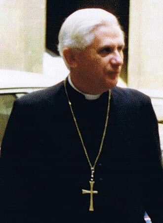 Kardinal Joseph Ratzinger in Rom im Jahr 1988