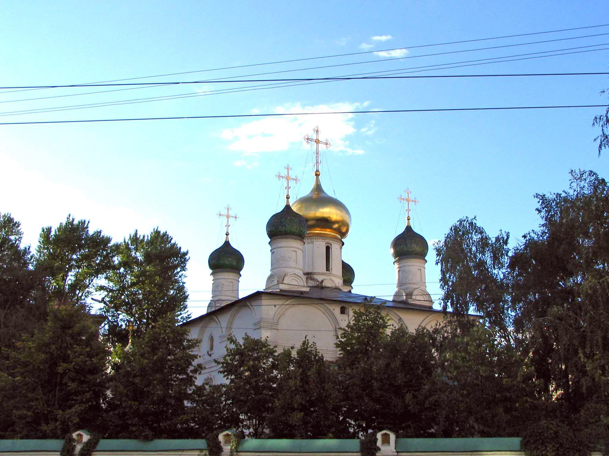 O mosteiro Sretenski de Moscovo.