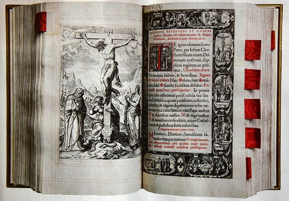 Mszał rzymski wydrukowany przez Krzysztofa Plantina w 1572 roku, otwarty na stronie Ukrzyżowania i kanonu Mszy