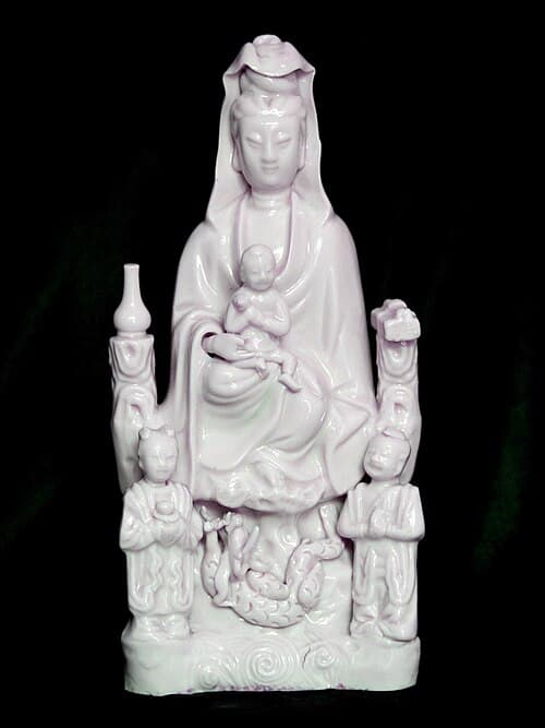 Maria-Kannon-Statue, als buddhistische Gottheit verkleidete Jungfrau