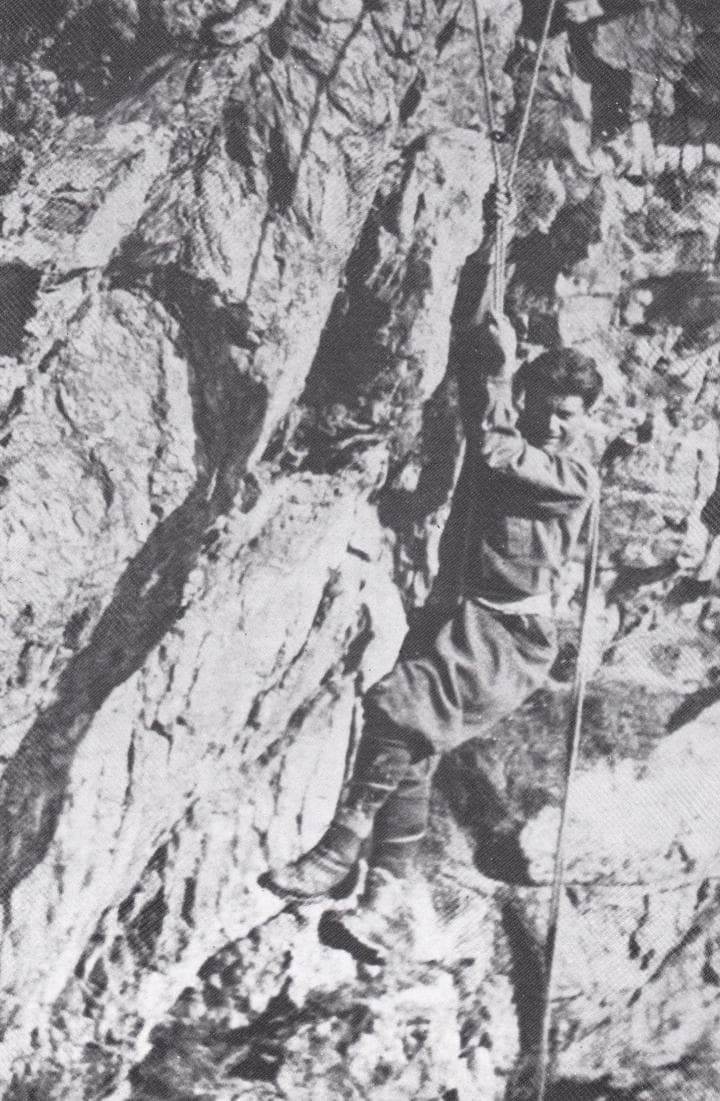 Pier Giorgio Frassati en escalade à Rocca Sella en 1924