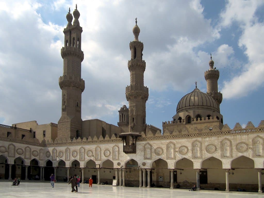Kahire’de El-Ezher Camii