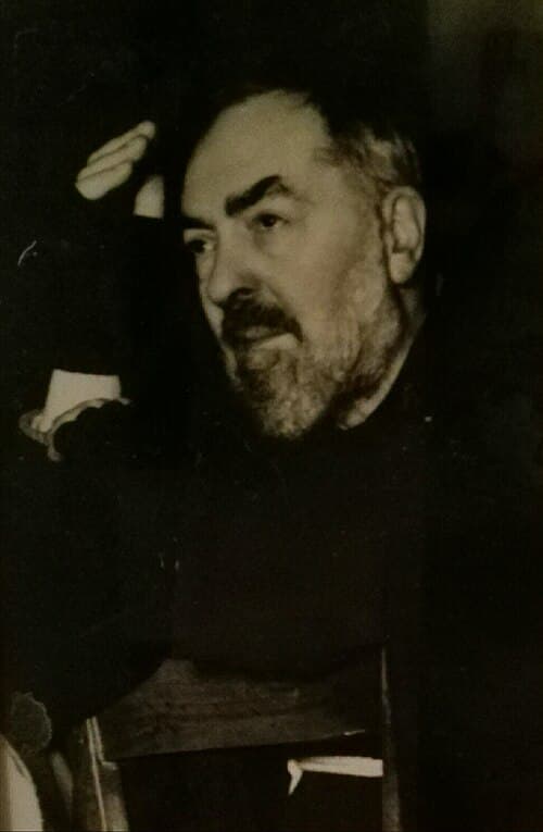 Saint Padre Pio (1887-1968)