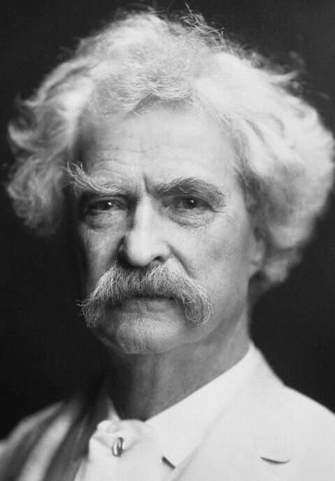1907'de New York'ta fotoğraflanan Mark Twain