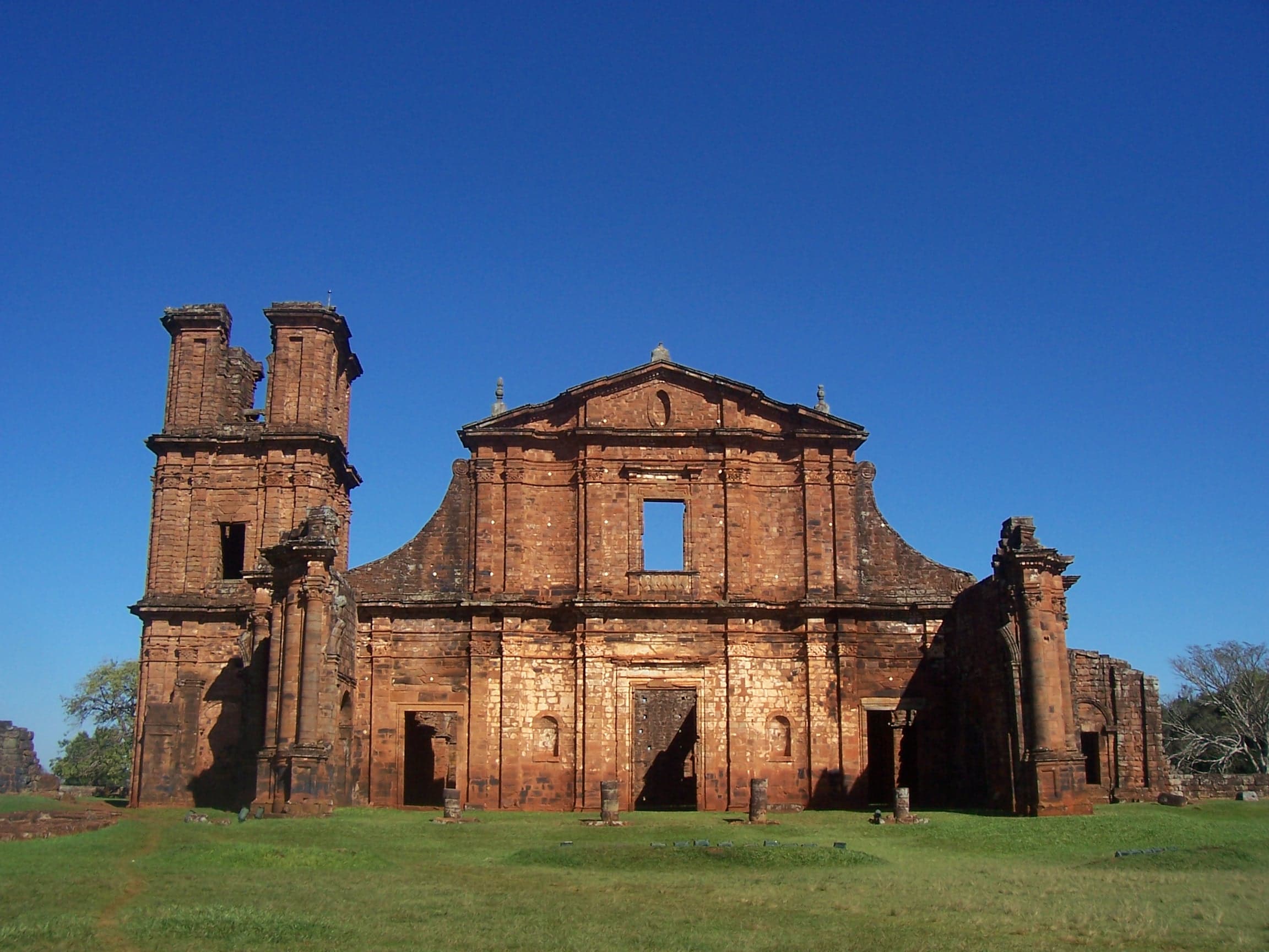 Facade of the ruins of São Miguel das Missões in Brazil
