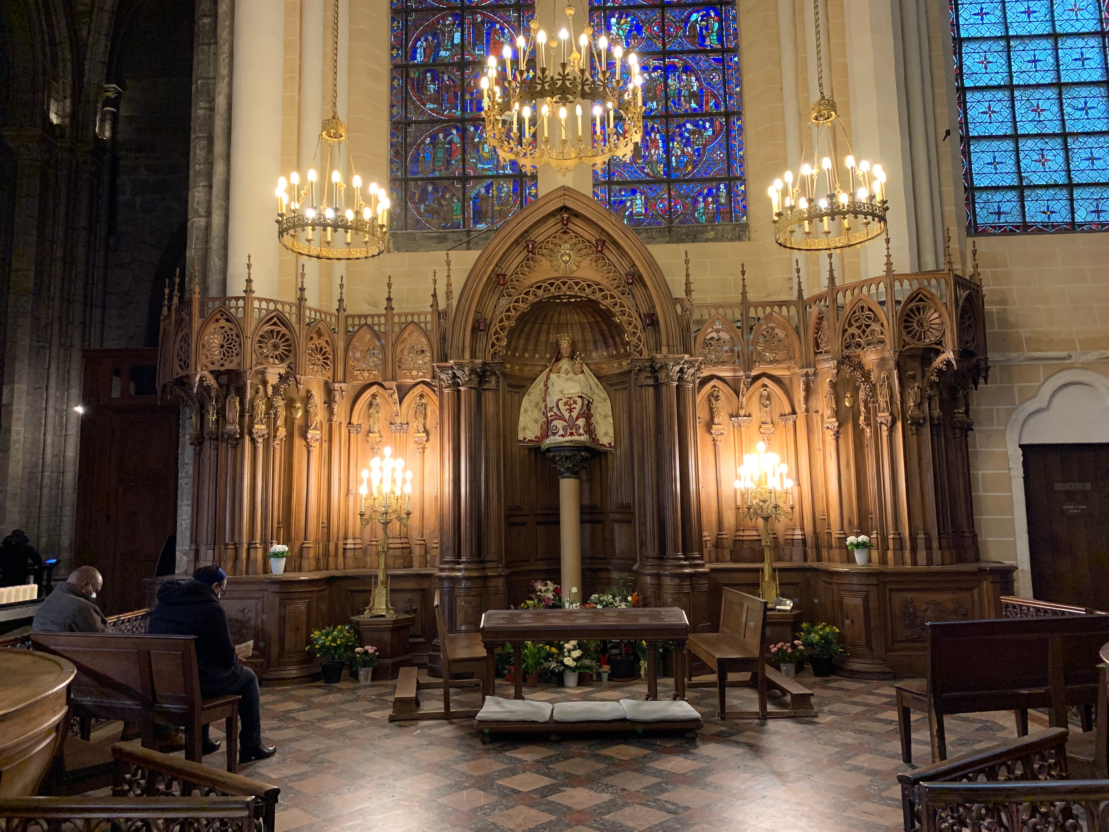 Capela de Nossa Senhora do Pilar no deambulatório norte