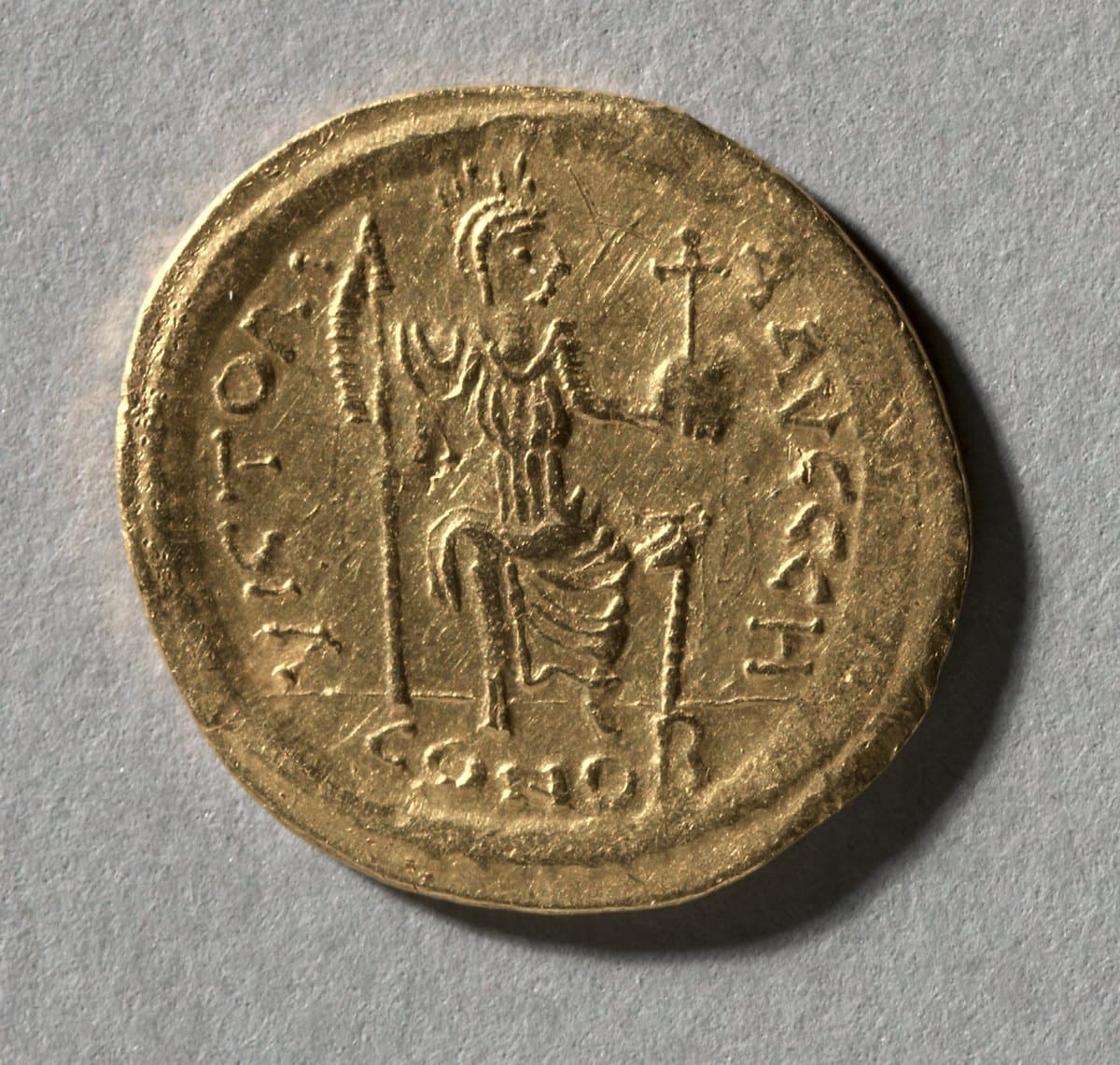 Золотой солид императора Юстина II (565-578)