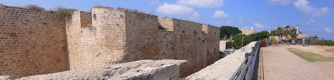 The walls and citadel of Acre, the last great crusader stronghold, where Teobaldo Visconti learned of his election