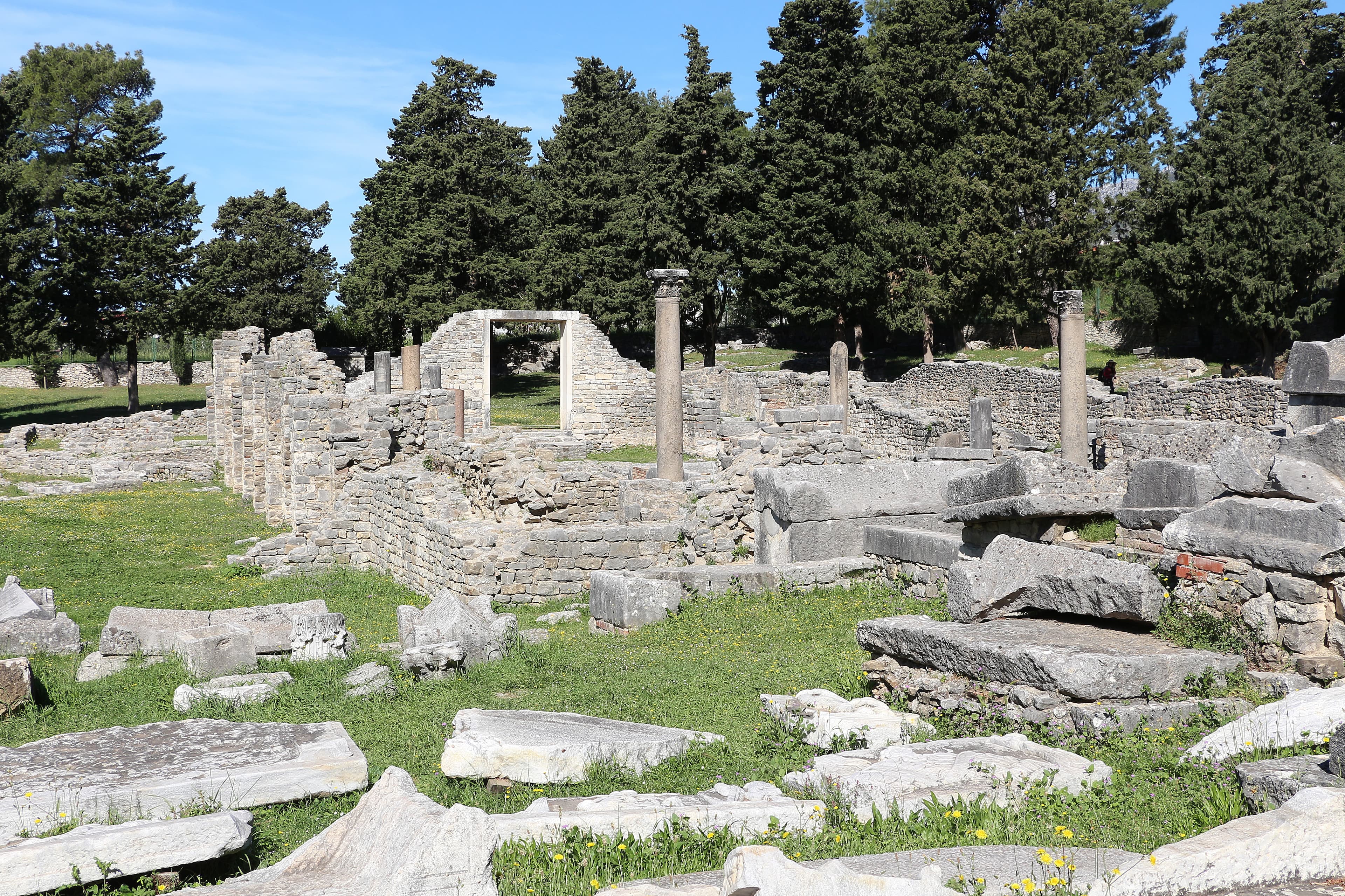 Basílica e cemitério paleocristãos de Manastirine, em Salona, Croácia