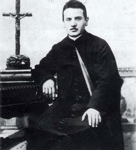Portrait du jeune prêtre Angelo Roncalli au début du XXᵉ siècle