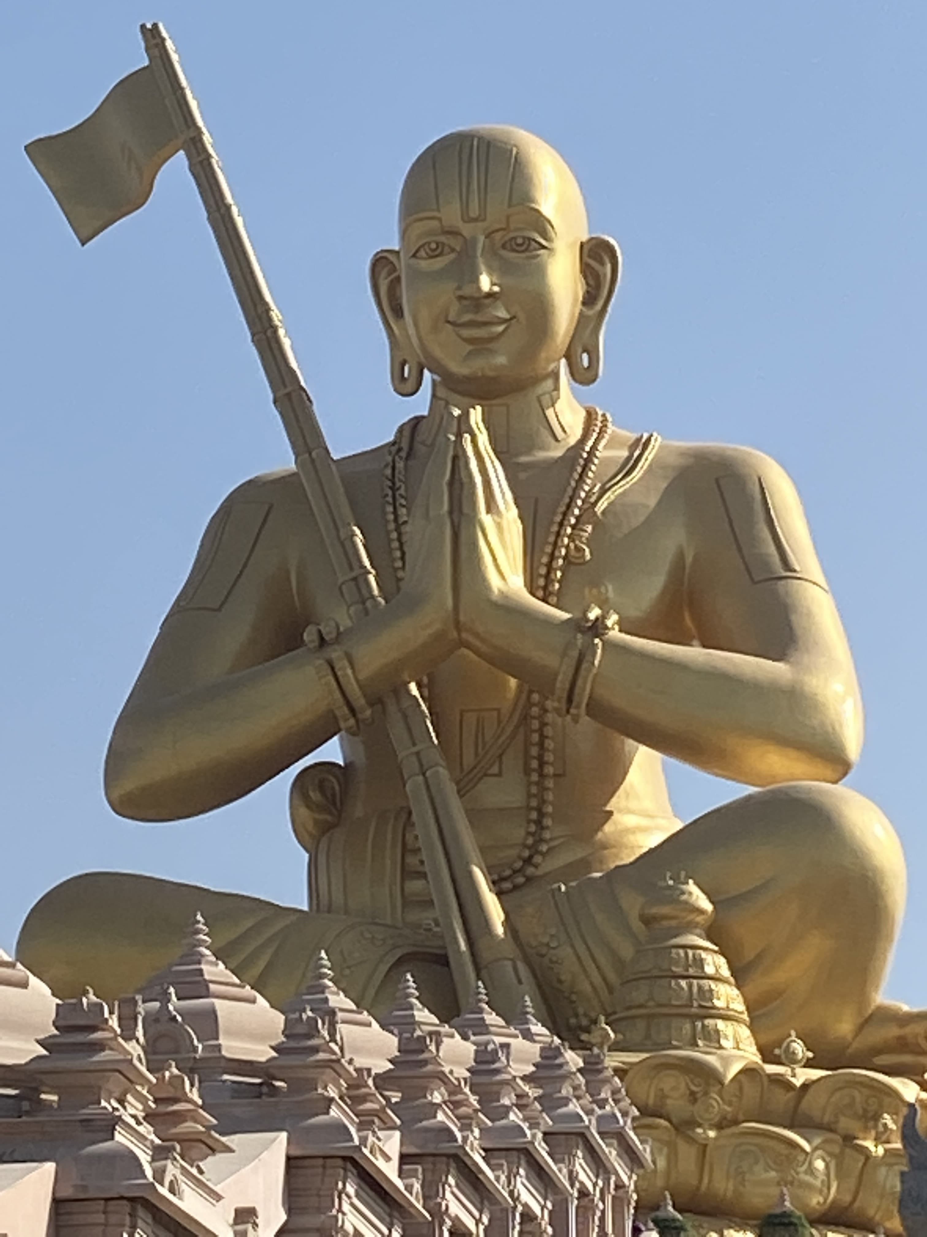 Haydarabad yakınlarındaki anıtsal Ramanuja heykeli Eşitlik Heykeli'nin detayı