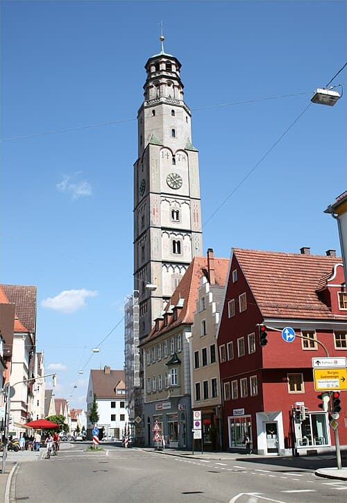 The Schimmelturm on Lauingen market square
