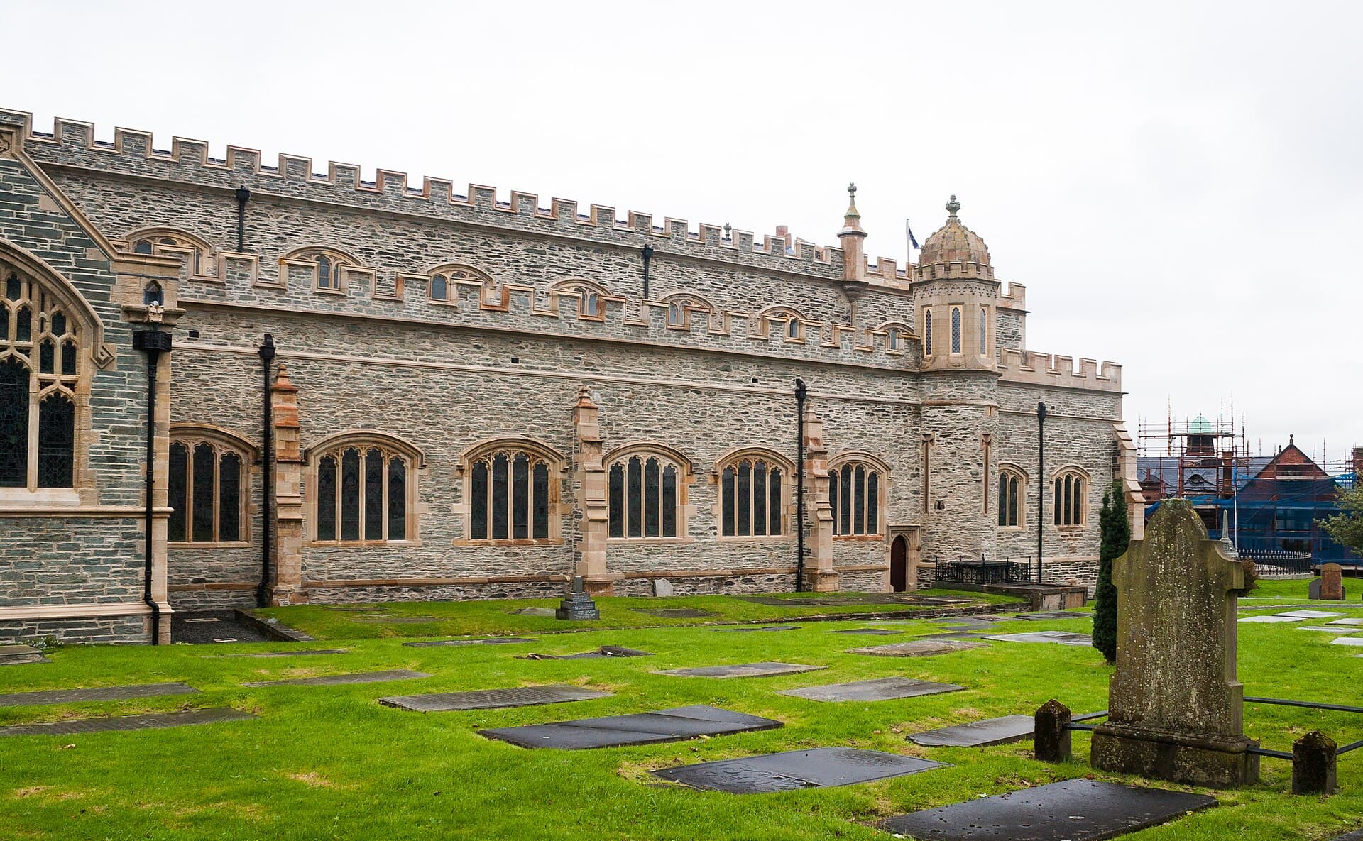 Catedral de São Columba em Derry, cidade fundada por Columba cerca de 546