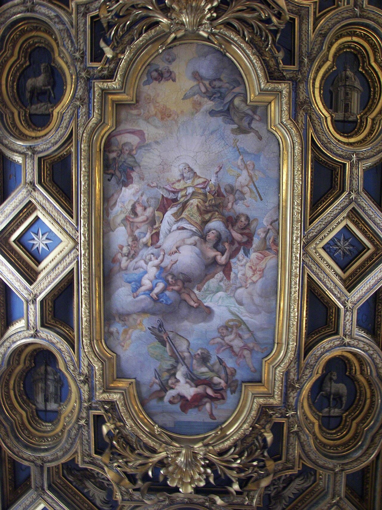 Techo de la basílica de San Clemente en Roma