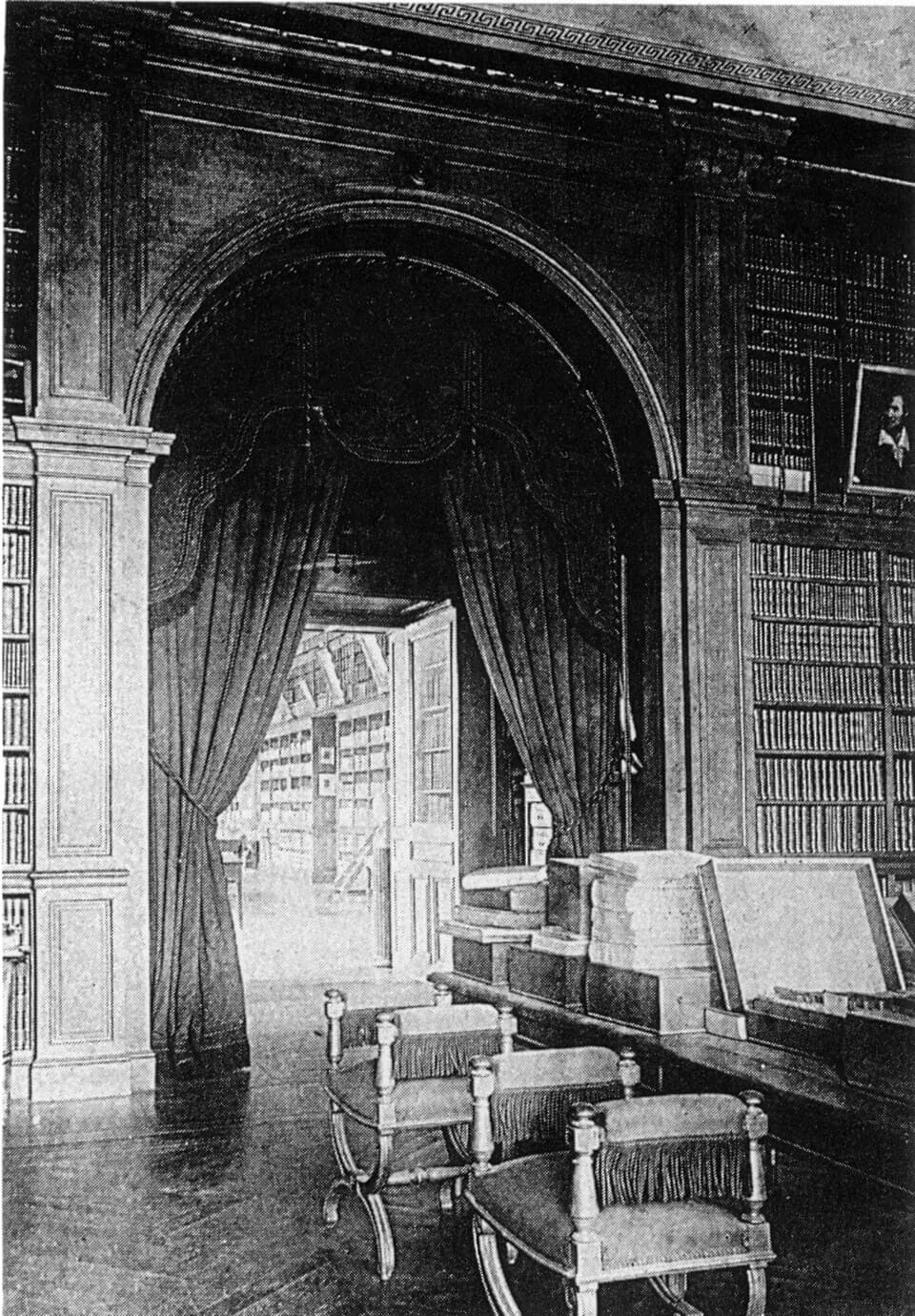 Library set up in the former church of the Eudist seminary of Caen, photographed in 1896