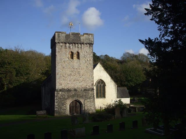 Iglesia de San Cadoc en Llancarfan, País de Gales