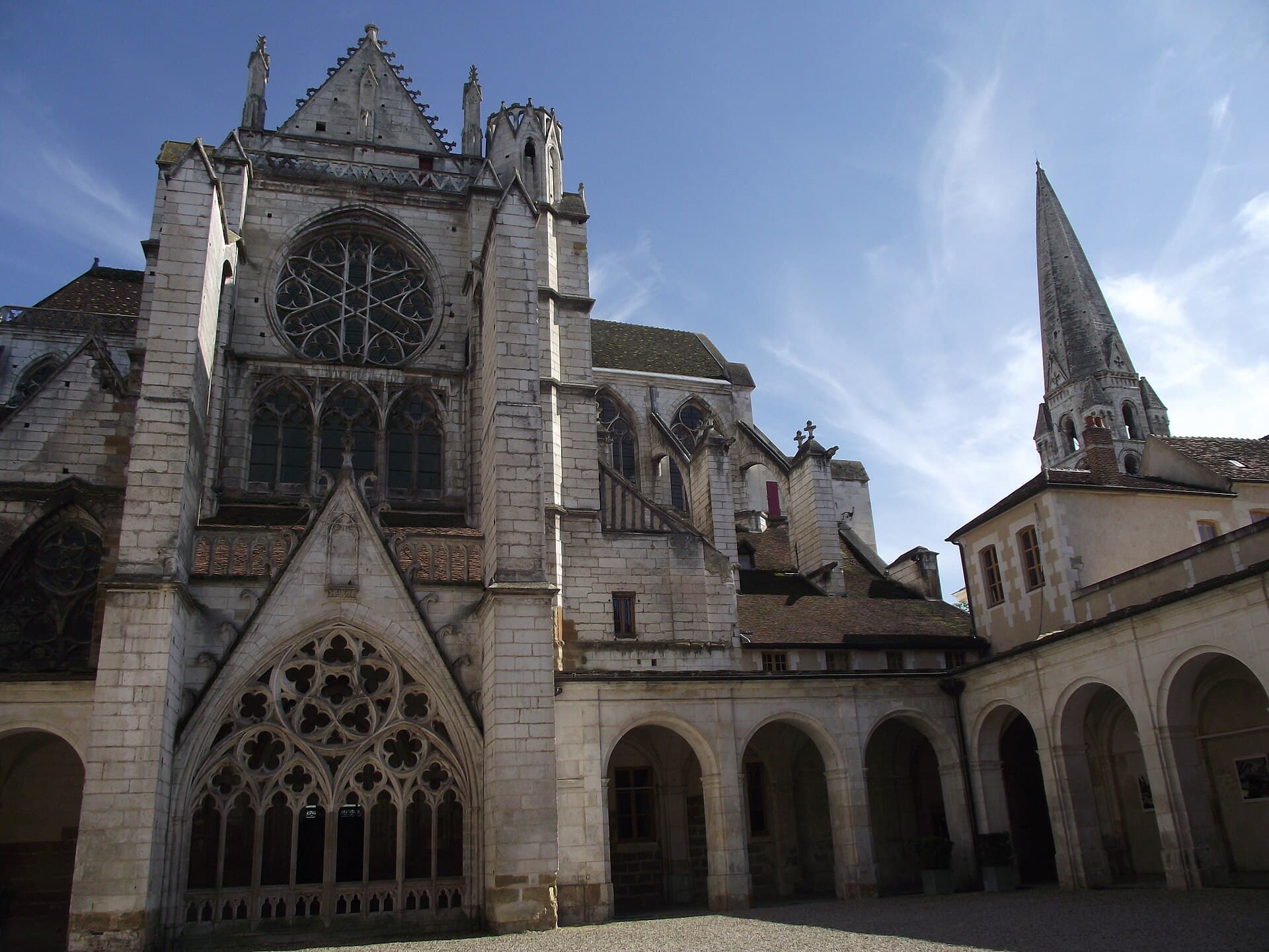 La abadía de Saint-Germain en Auxerre, Francia