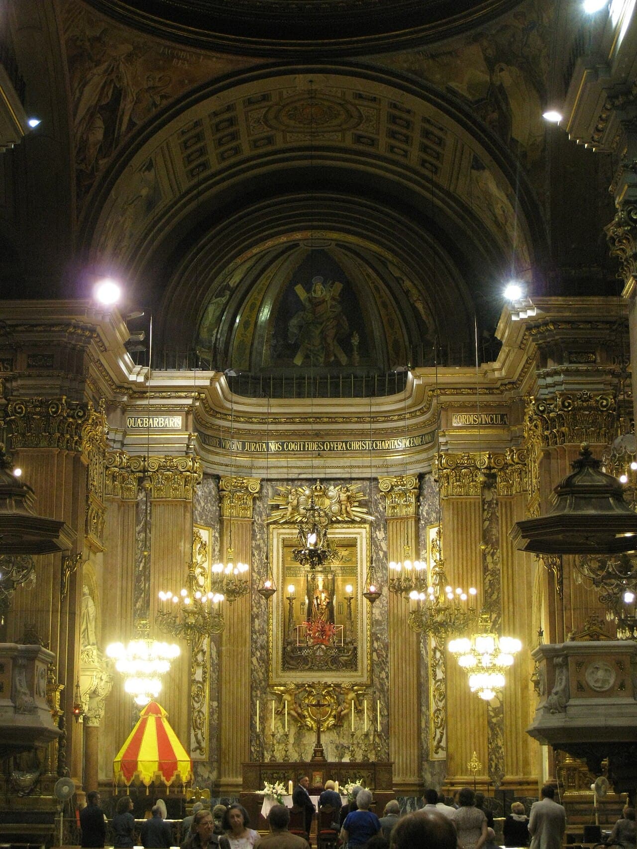 Sanctuary of the basilica of La Mercè in Barcelona, with the venerated image of Our Lady of Mercy in its gilded shrine.