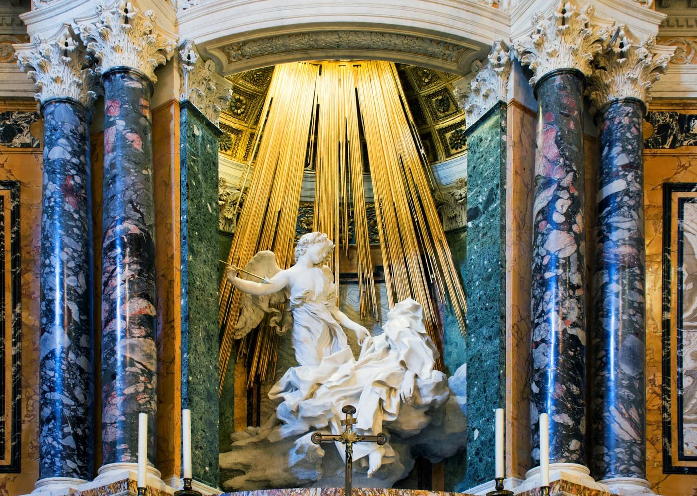 Die Transverberation der heiligen Teresa, gemeißelt von Bernini, in Rom