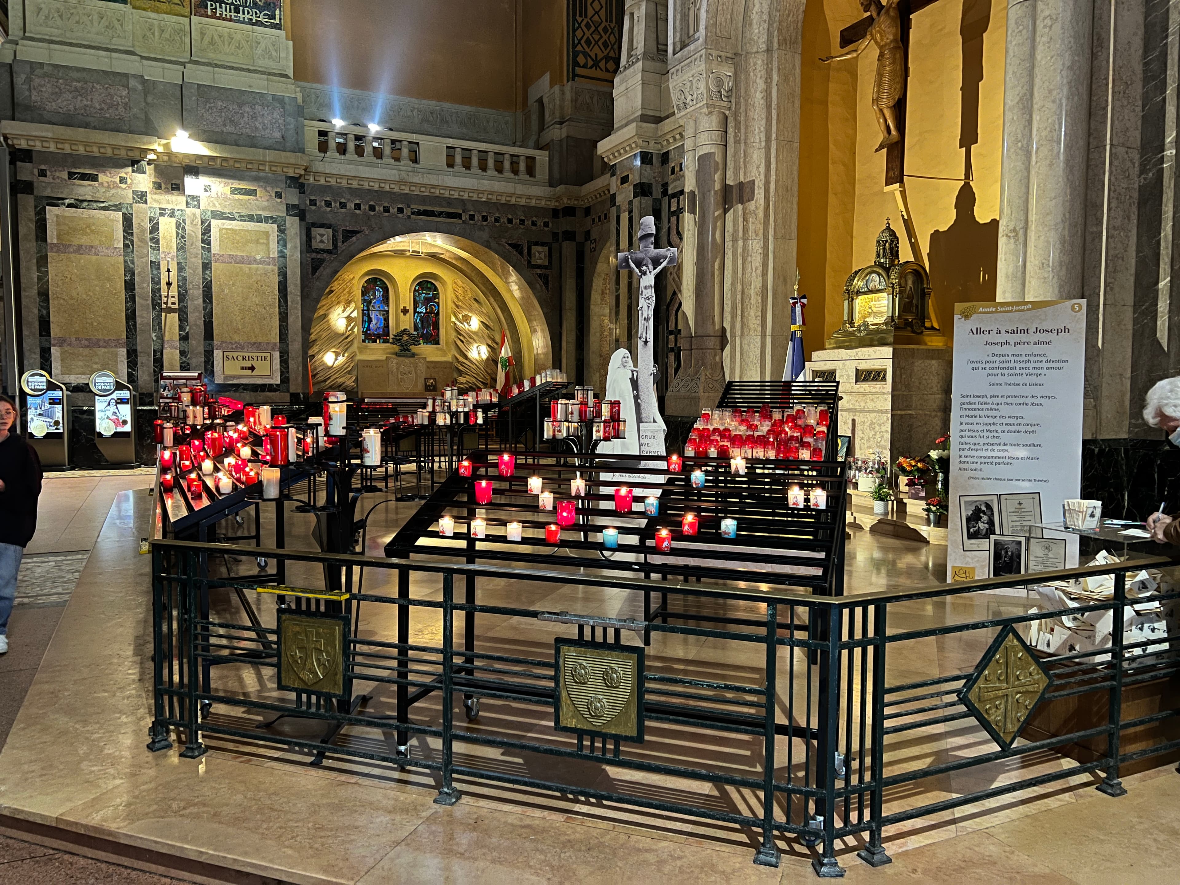A place of prayer in the Basilica of Saint Thérèse