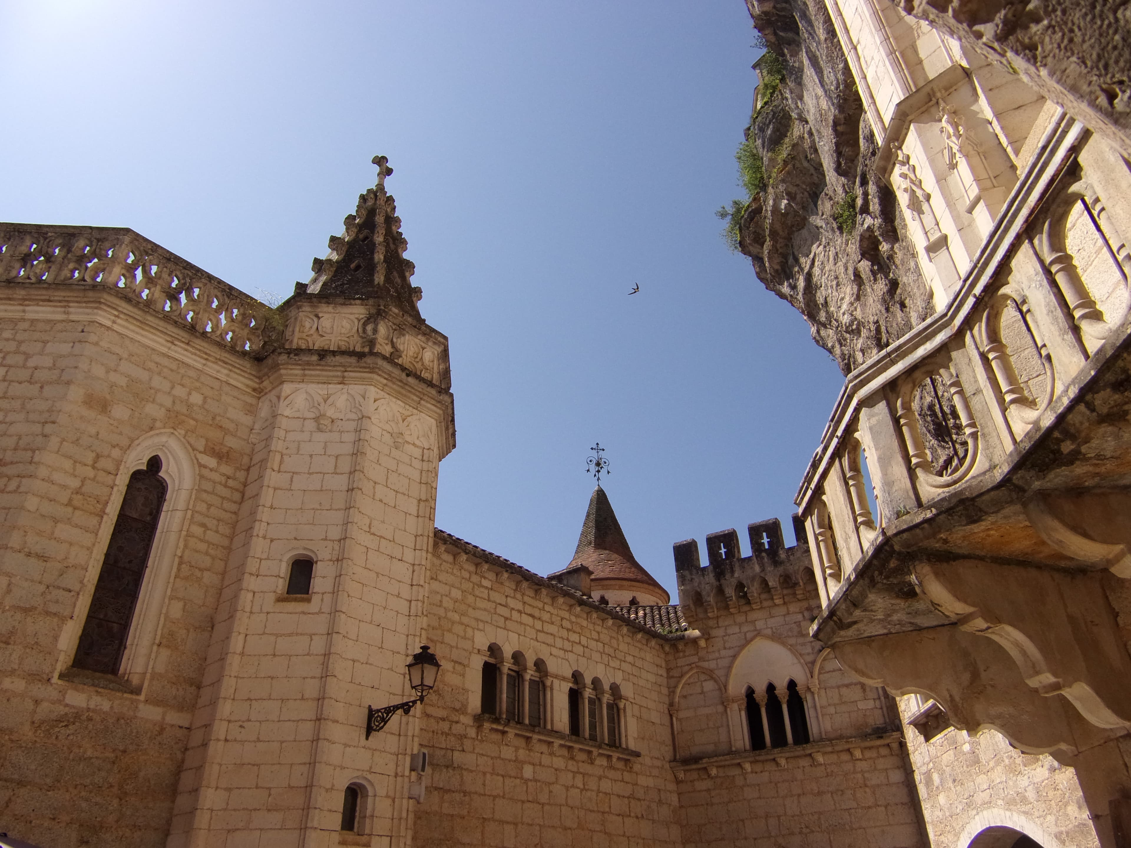 Die Basilika Saint-Sauveur von Rocamadour, Außenansicht