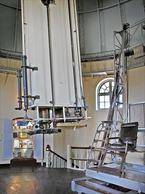 Le télescope historique de l’observatoire de Sheshan sous sa coupole