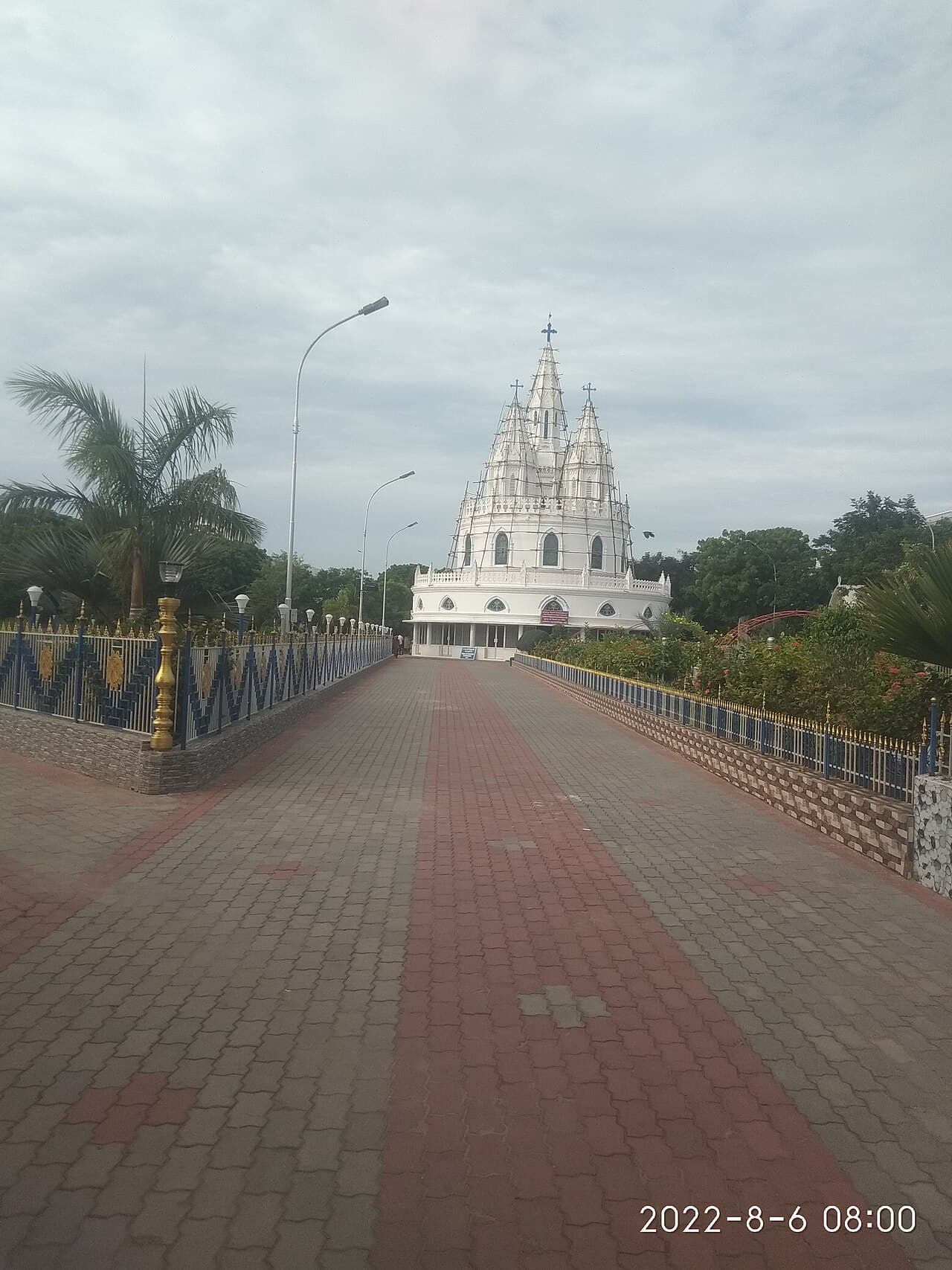 La antigua iglesia de piedra de Velankanni