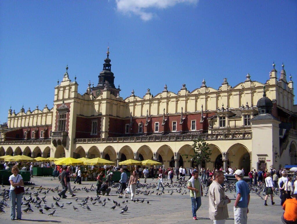 La Piazza del Mercato di Cracovia con il Fondaco dei Tessuti