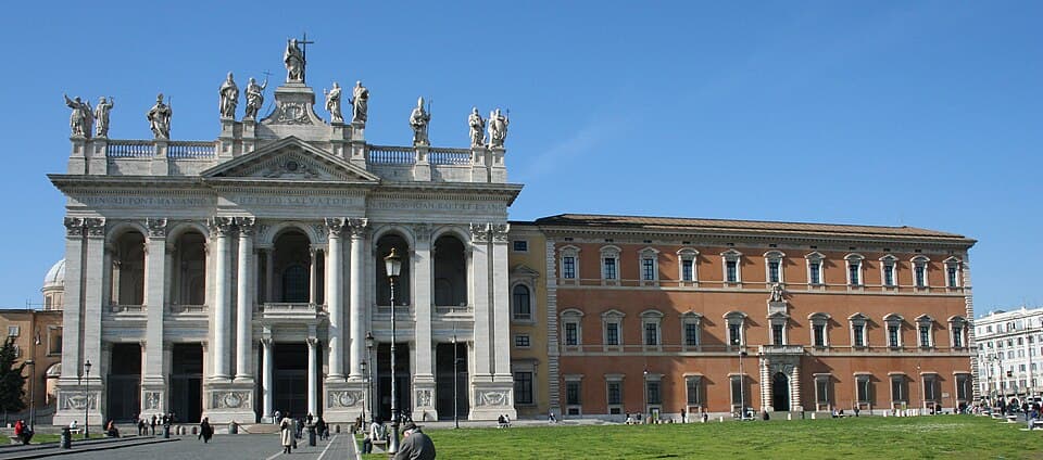 Basílica de São João de Latrão, em Roma, onde foi aberta a causa de beatificação de Pedro Arrupe em 5 de fevereiro de 2019