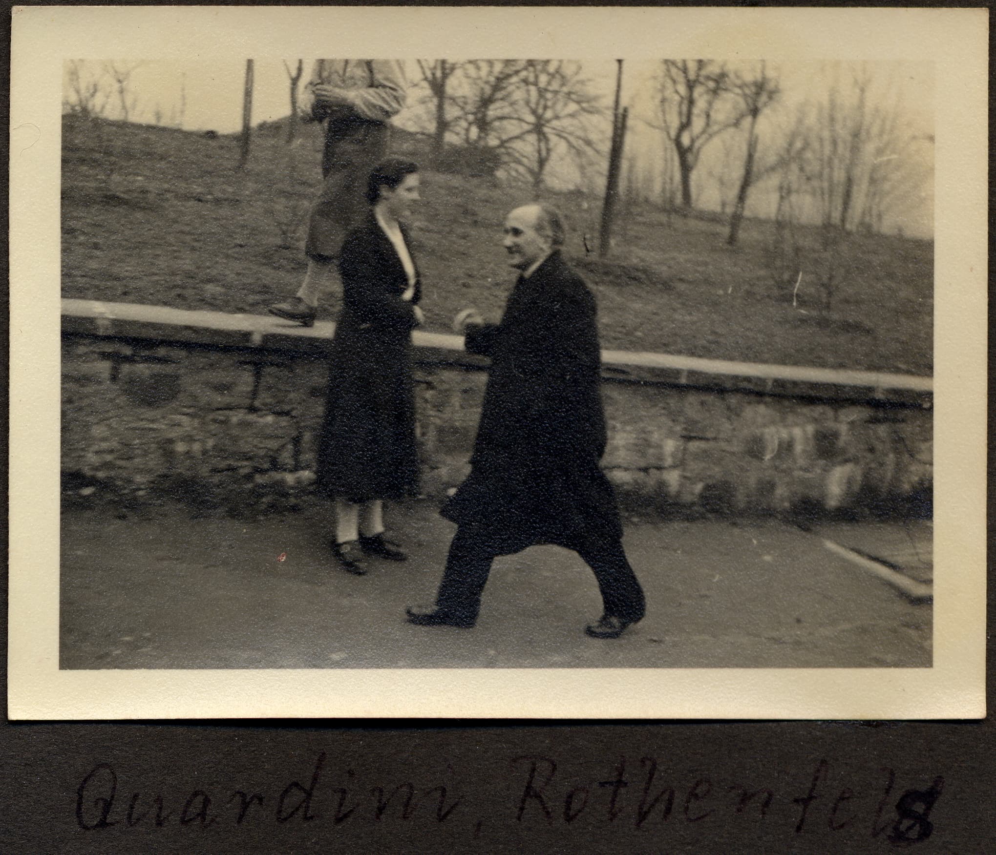 Romano Guardini 1920'lerde Burg Rothenfels'te Quickborn hareketiyle