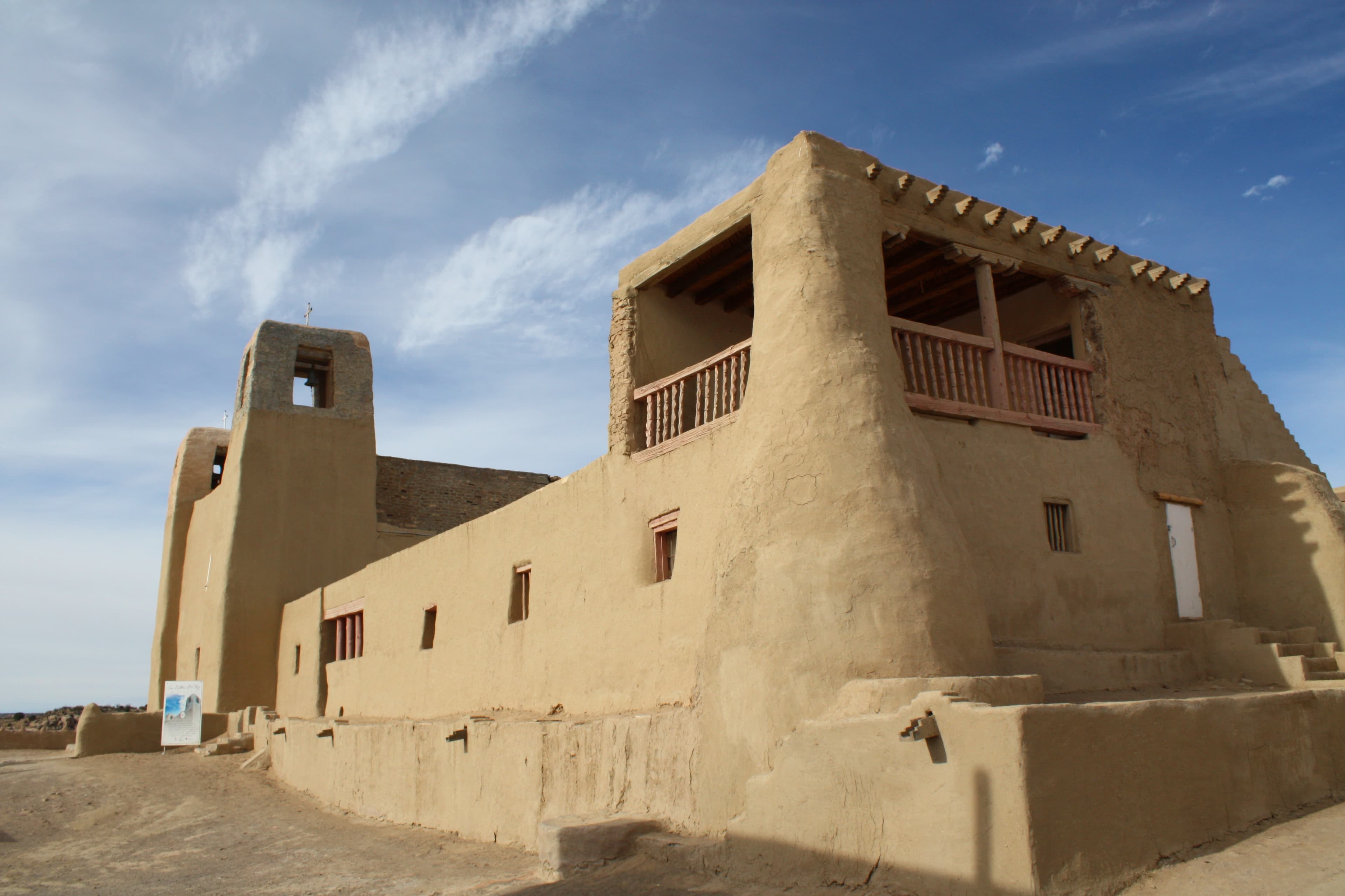 Kościół misyjny San Esteban del Rey w pueblo Acoma, Nowy Meksyk